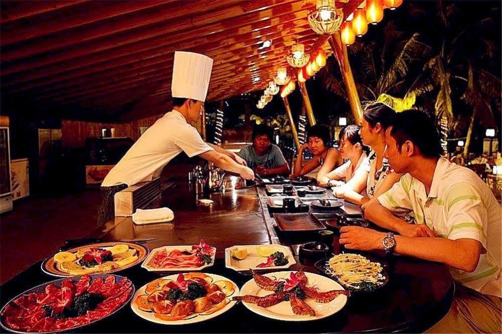 South China Hotel Sanya Bagian luar foto